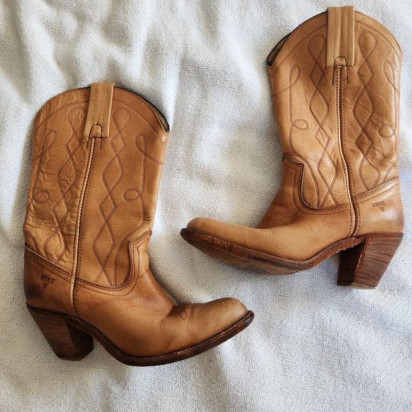 Frye Shoes - FRYE Vintage 1970's Leather Western Boots Cowboy Cowgirl Women Heeled Size 8.5